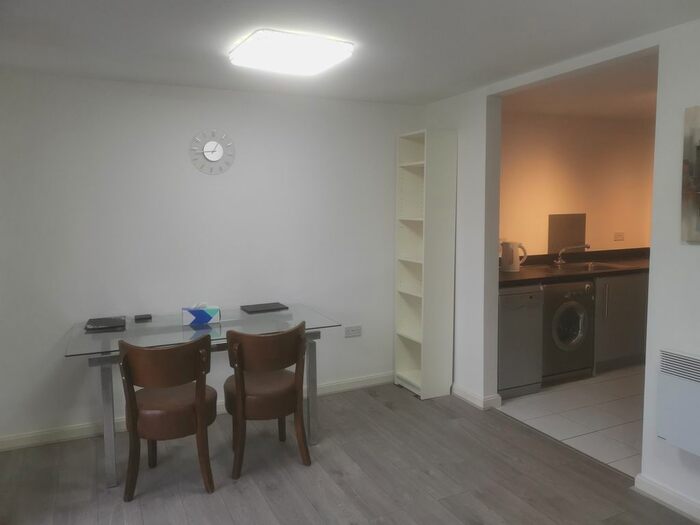 2 Bedroom Flat To Rent In St. Christophers Court, Swansea, SA1