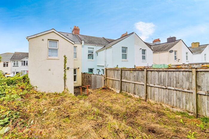 3 Bedroom End Terrace House For Sale In Derwent Road, Torquay, TQ1
