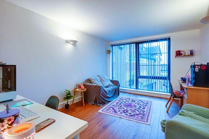 1 Bedroom Flat To Rent In Burgate Lane, Canterbury, CT1