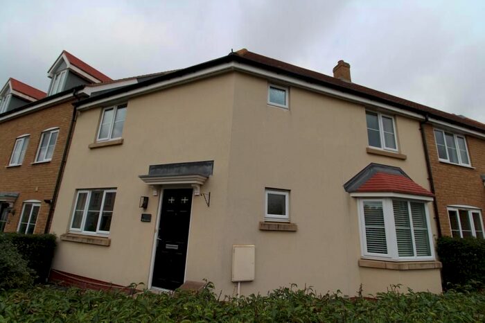 3 Bedroom Semi-Detached House To Rent In Summers Hill Drive, Papworth Everard, Cambridge, Cambridgeshire, CB23