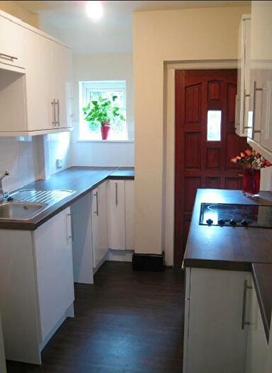 3 Bedroom Semi-Detached House To Rent In **£pppw Excl Bills** Beeston, Road Dunkirk, Nottingham, NG7