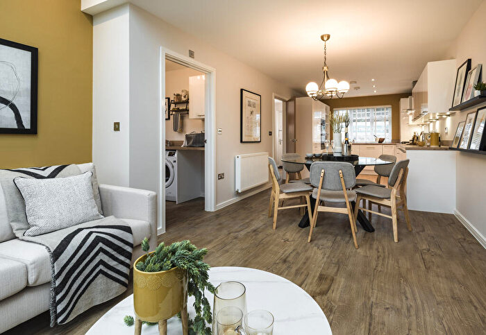 4 Bedroom Detached House For Sale In Orton Road, Warton, Warwickshire, B79