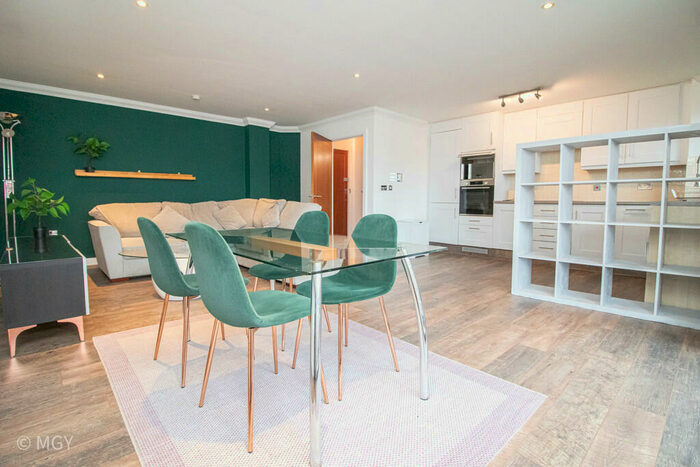 2 Bedroom Apartment To Rent In St Stephens Mansions, Mount Stuart Square, Cardiff Bay, CF10