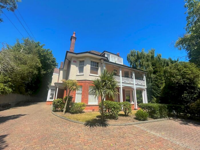 2 Bedroom Ground Flat To Rent In Dalmeny House, McKinley Road, BH4