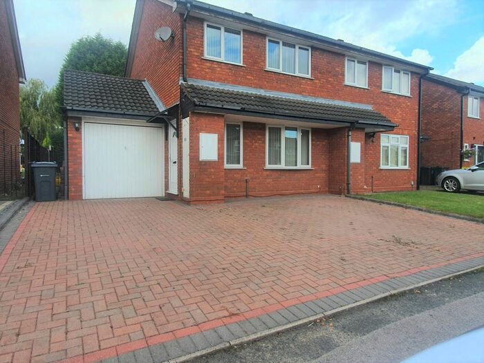 3 Bedroom Semi-Detached House To Rent In Blakemore Drive, Sutton Coldfield, West Midlands, B75