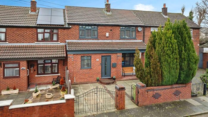 3 Bedroom Mews For Sale In Crown Avenue, Widnes, WA8