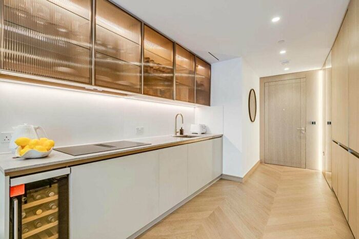 1 Bedroom Apartment For Sale In St. John's Wood Road, London, NW8