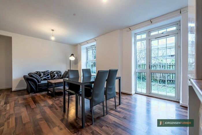 5 Bedroom Flat To Rent In Hollybush House, Hollybush Gardens, London, E2