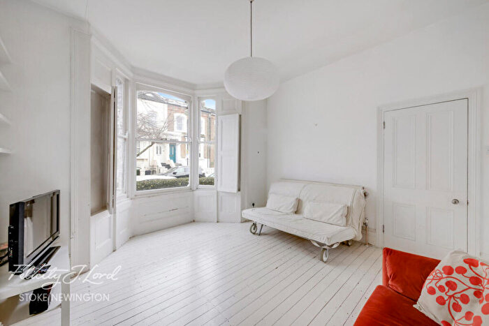 4 Bedroom Terraced House For Sale In Dynevor Road, London, N16