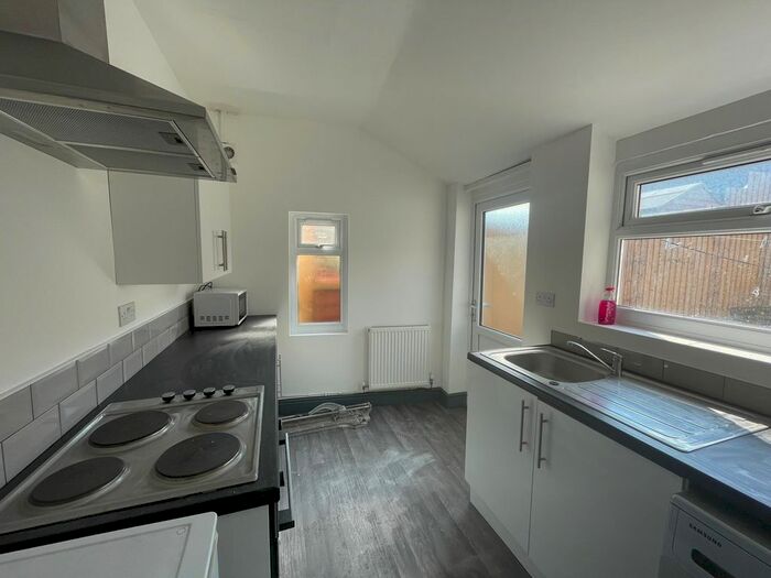 1 Bedroom Flat To Rent In Vere Street, Barry, CF63