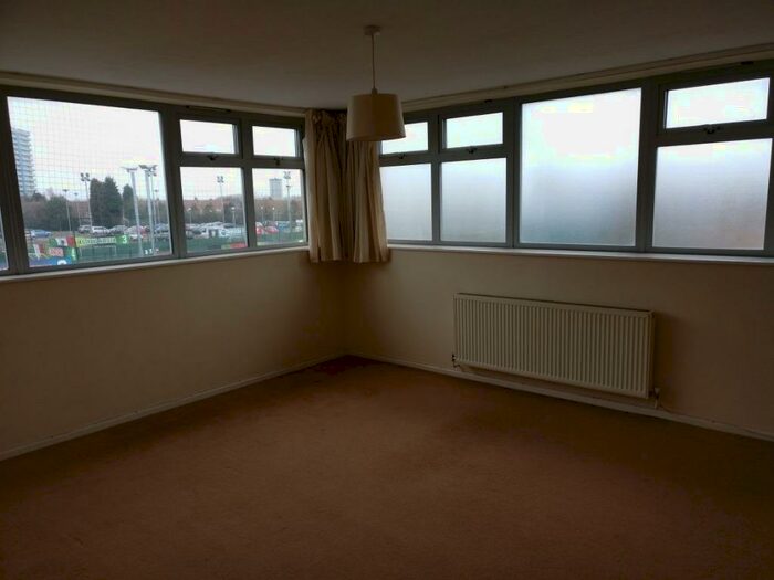 2 Bedroom Flat To Rent In Austin Drive, Coventry, CV6
