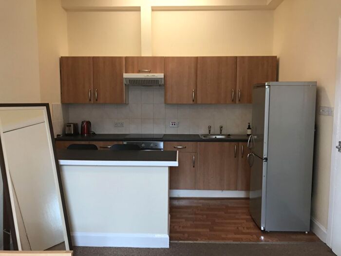 1 Bedroom Flat To Rent In Bryson Road, Edinburgh, EH11