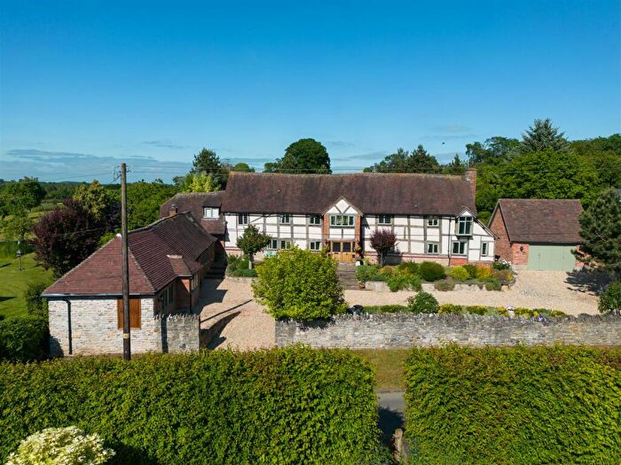 5 Bedroom Detached House For Sale In Walcote, Alcester, B49