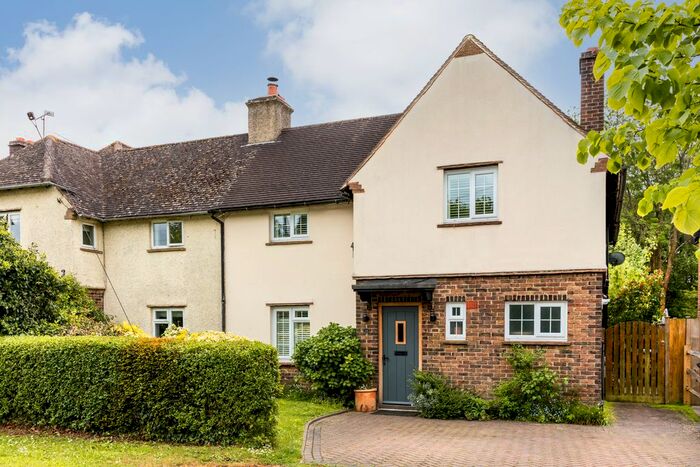 4 Bedroom Semi-Detached House For Sale In Oldlands Avenue, Balcombe, Haywards Heath, RH17
