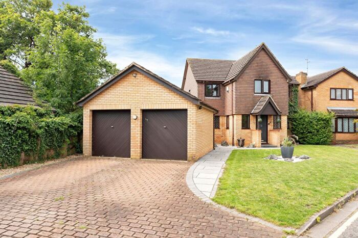 4 Bedroom Detached House For Sale In College Park, Peterborough, PE1