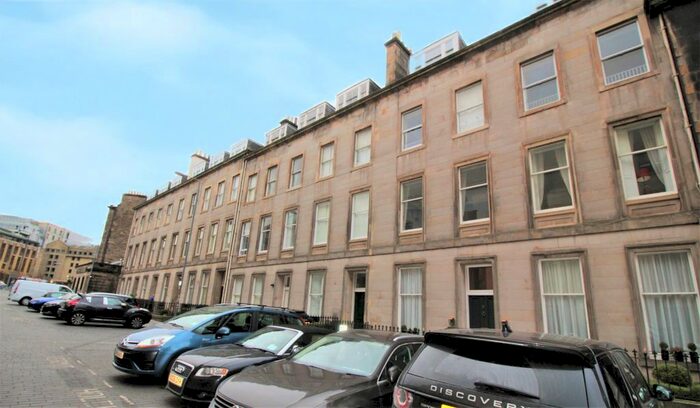 4 Bedroom Flat To Rent In Cambridge Street, Edinburgh, EH1