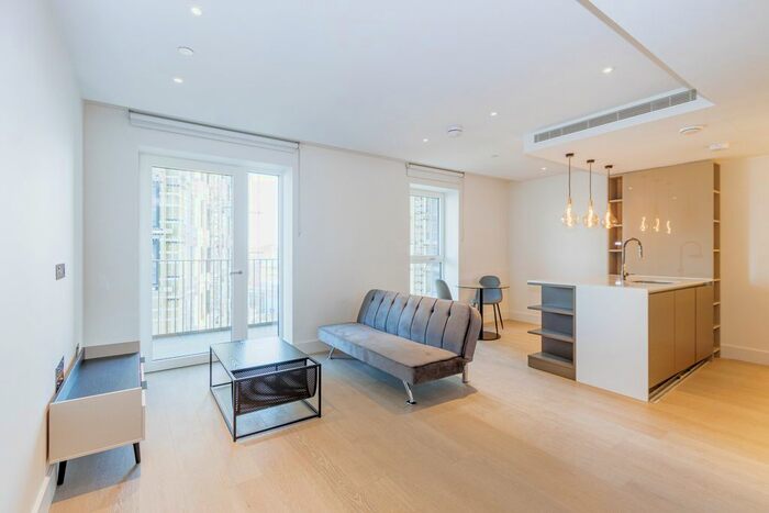1 Bedroom Flat To Rent In White City Living, Parkside Apartments, Cascade Way, White City, W12