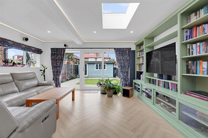 3 Bedroom Semi-Detached House To Rent In Cheviot Gardens, London, NW2