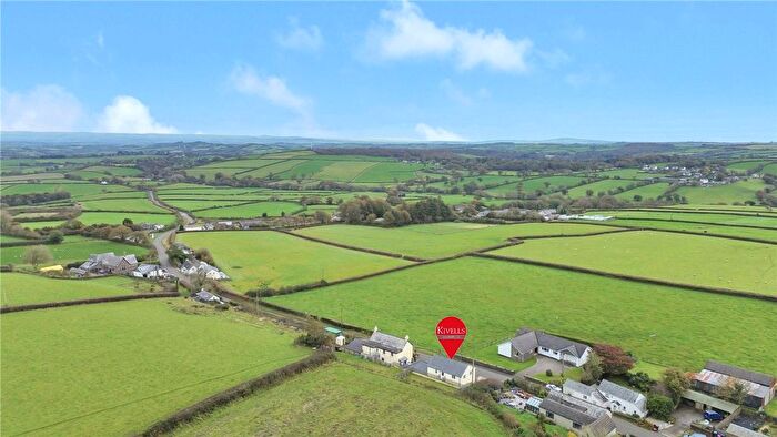 3 Bedroom Link Detached House For Sale In Tresmeer, Launceston, PL15
