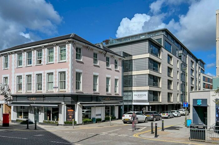 2 Bedroom Flat To Rent In Alexandra Terrace, Guildford, GU1