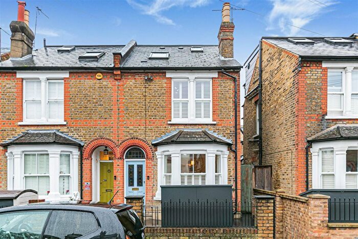 5 Bedroom Semi Detached House For Sale In Clifton Road, Kingston Upon Thames, KT2