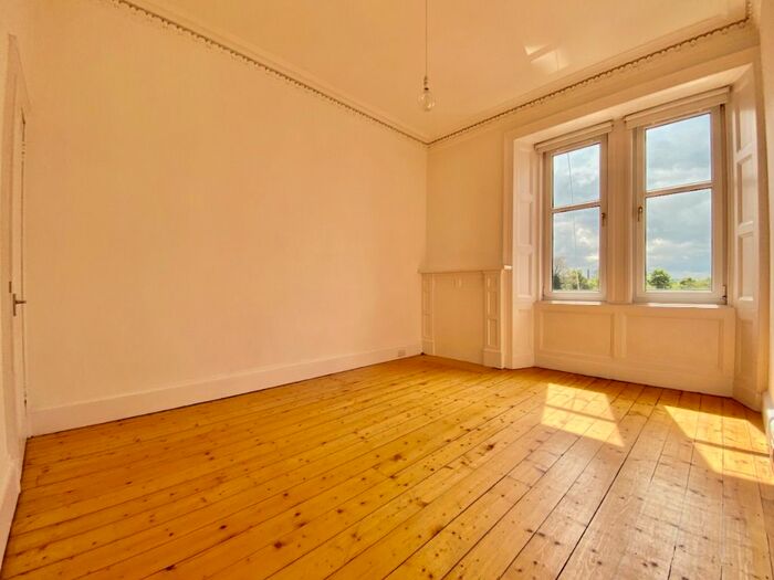 2 Bedroom Flat To Rent In Gorgie Road, Ardmillan, Edinburgh EH11