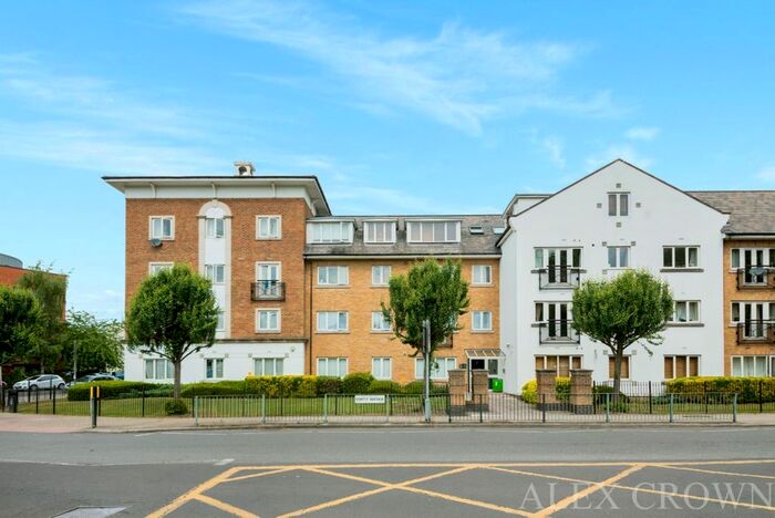 2 Bedroom Flat To Rent In Century House, Forty Avenue, Wembley, HA9