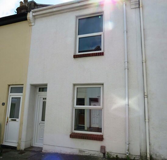 2 Bedroom House To Rent In Duckworth Street, Plymouth, PL2