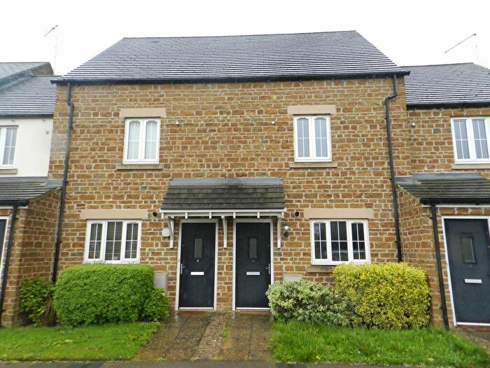 3 Bedroom House To Rent In Litchborough, NN12