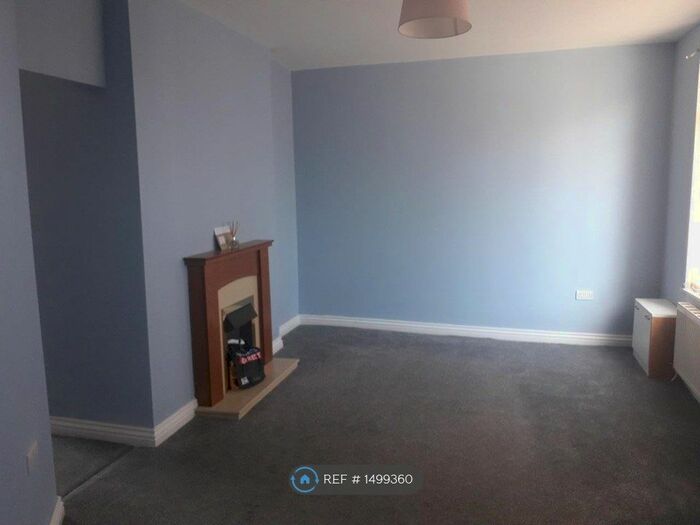 3 Bedroom Terraced House To Rent In Market Street, Cudworth, Barnsley, S72