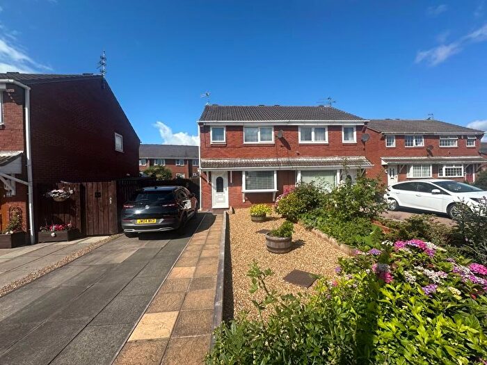 3 Bedroom Semi-Detached House For Sale In Manor Drive, Newbiggin-By-The-Sea, NE64
