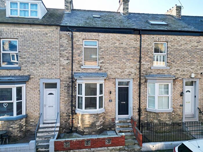 4 Bedroom Terraced House For Sale In Gray Street, Whitby, YO21