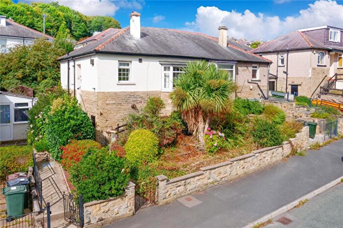 2 Bedroom Bungalow For Sale In Woodcot Avenue, Baildon, Shipley, West Yorkshire, BD17
