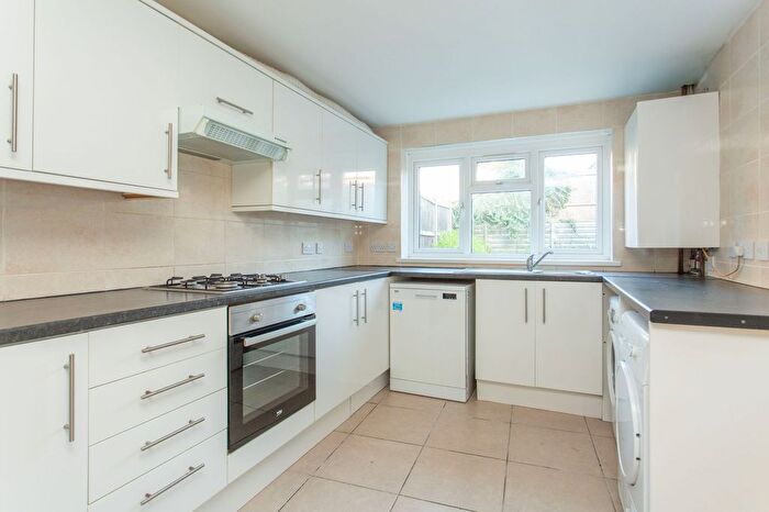 3 Bedroom Terraced House For Sale In Buckland Avenue, Dover, CT16