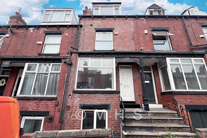 5 Bedroom Terraced House For Sale In Village Place, Burley, Leeds, LS4