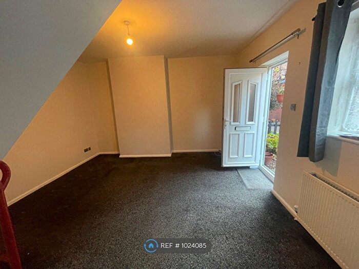 1 Bedroom Terraced House To Rent In Merchant Cottages, Lincoln, LN5