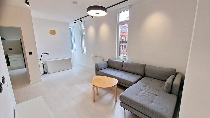 2 Bedroom Flat To Rent In Lever Street, Manchester, M1