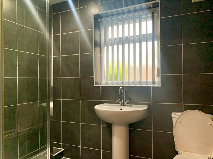 2 Bedroom Bungalow To Rent In Higher Peel Street, Oswaldtwistle, BB5