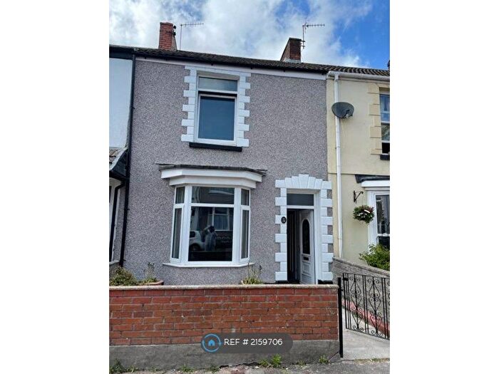 3 Bedroom Terraced House To Rent In St. Helens Avenue, Swansea, SA1