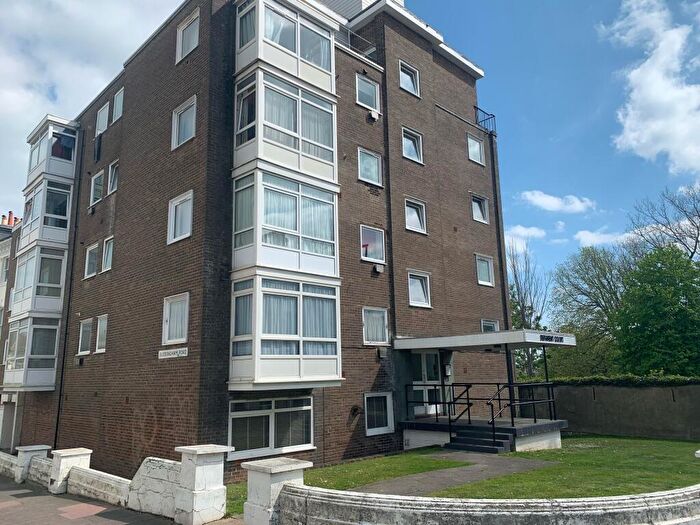 Apartment To Rent In Derwent Court, Dyke Road, Brighton, BN1