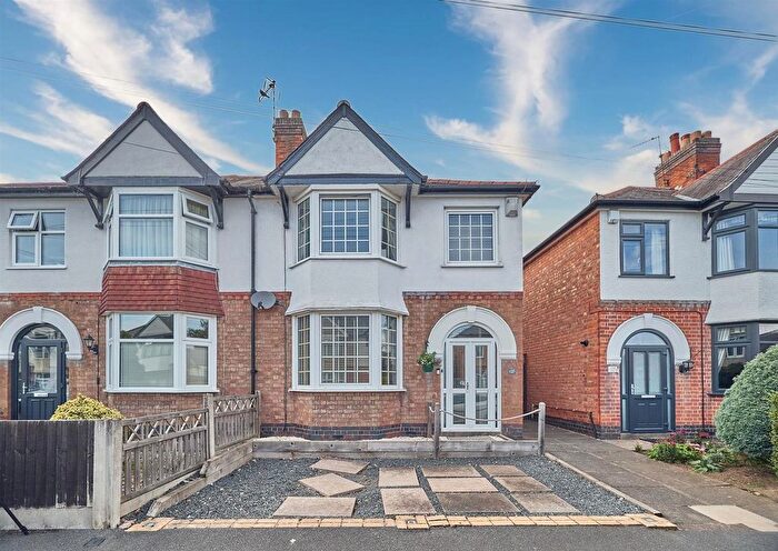 3 Bedroom Semi-Detached House To Rent In Priesthills Road, Hinckley, LE10