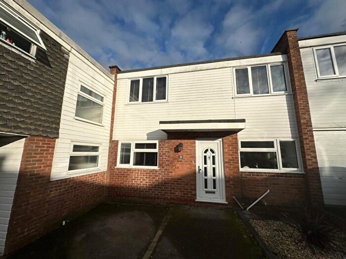 3 Bedroom Terraced House For Sale In Arun Court, Basingstoke, Hampshire, RG21