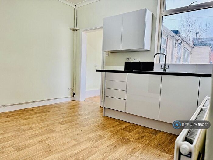 4 Bedroom Terraced House To Rent In Belmont Terrace, Thorne, Doncaster, DN8