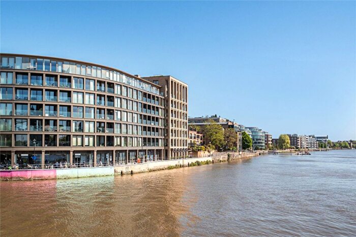 2 Bedroom Flat For Sale In Crisp Road, London, W6