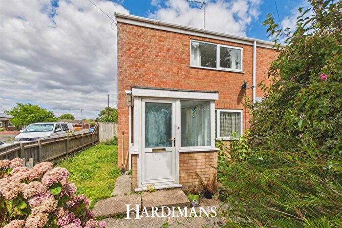 2 Bedroom Semi Detached House For Sale In Lloyds Avenue, Kessingland, Lowestoft, NR33