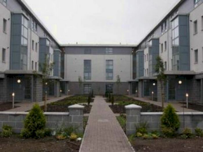 2 Bedroom Flat To Rent In Merkland Lane, Pittordrie, Aberdeen, AB24