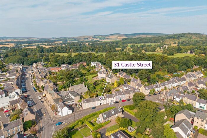 4 Bedroom Town House For Sale In Castle Street, Duns, TD11