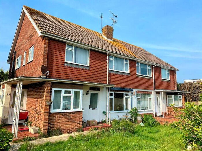 2 Bedroom Apartment To Rent In Sutherland Close, Rustington, BN16