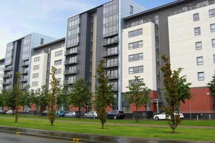 2 Bedroom Flat To Rent In Glasgow Harbour Terraces, Glasgow, G11