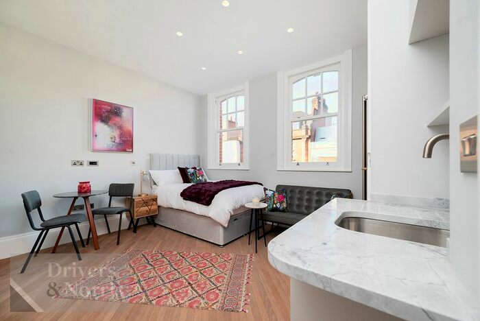 Studio To Rent In Montserrat Road, Putney, London, SW15